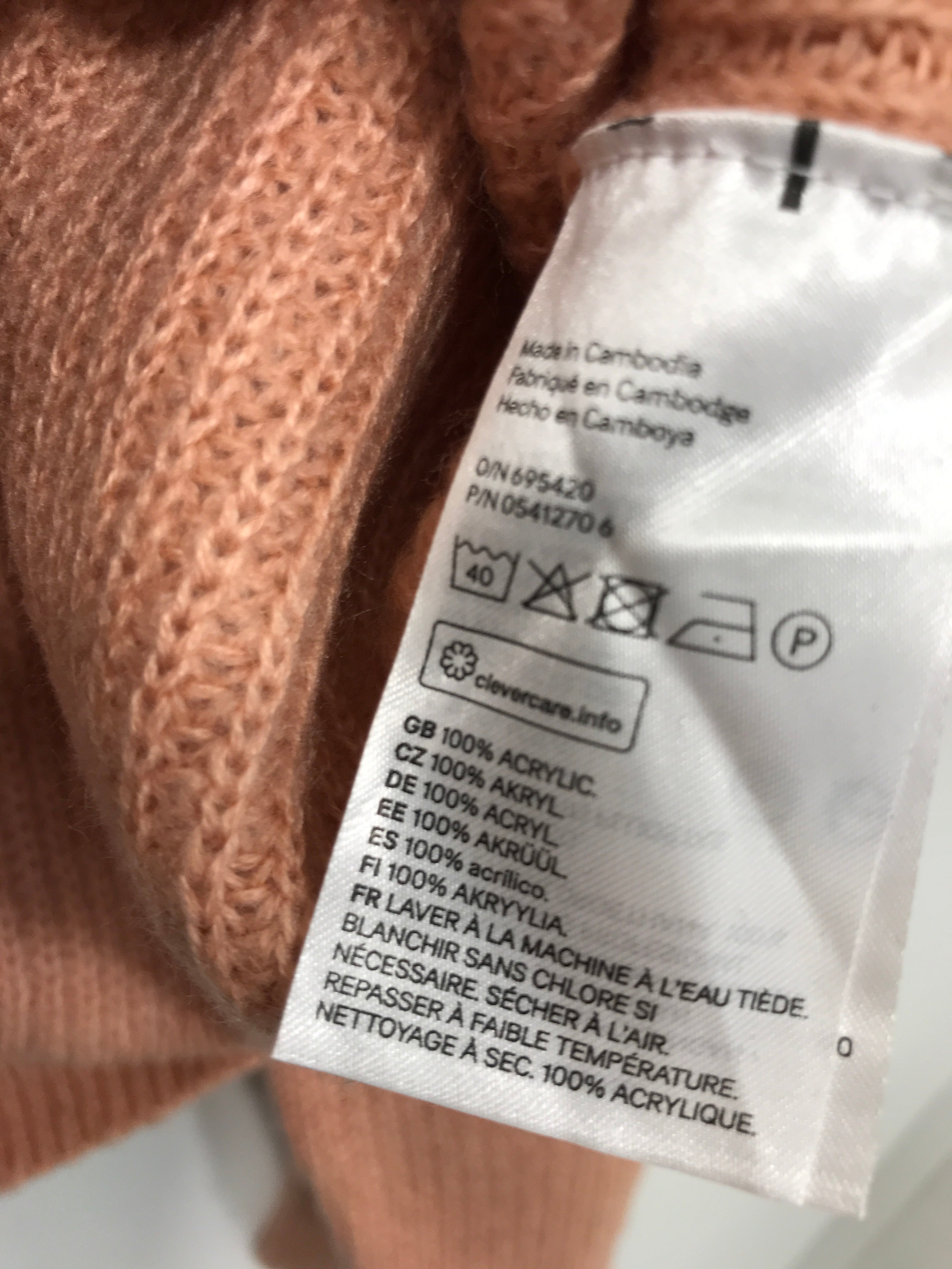 H&M Diverded Sweater